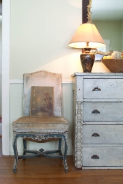 Chair and Chest 02