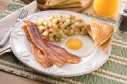 Sunny side eggs with bacon